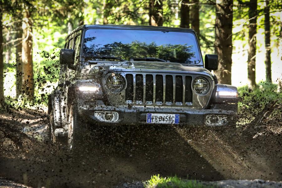  Jeep Wrangler Unlimited Sahara (JL) 2018 года  (WW) (фото 22 из 31)